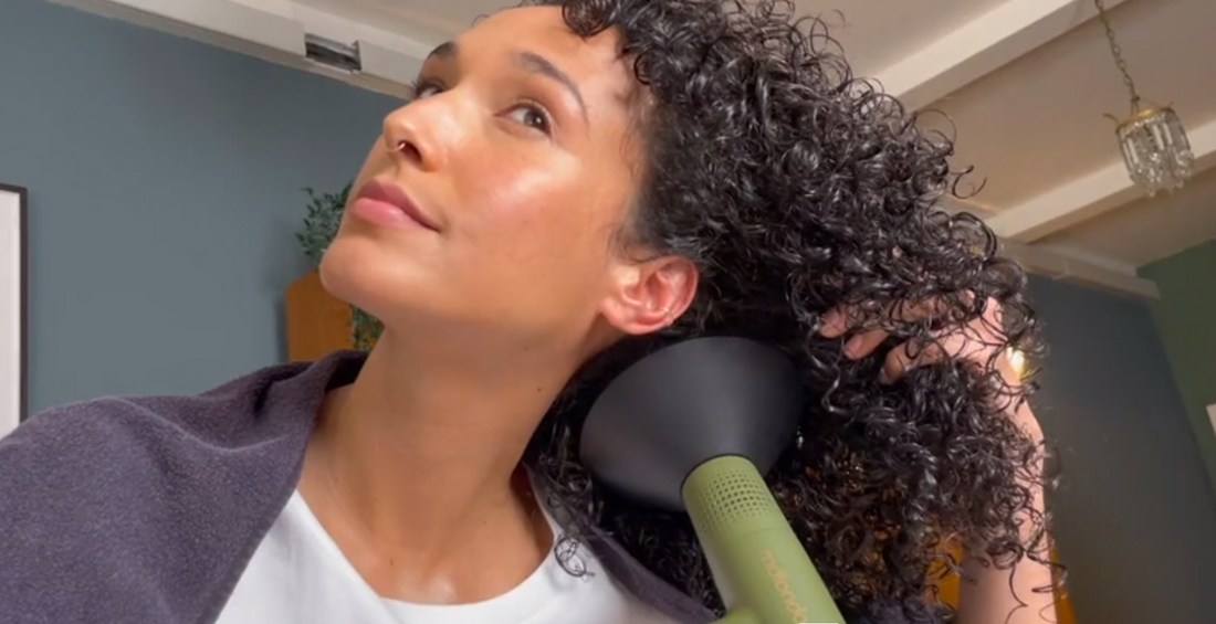 Syanne's frizz-free curls