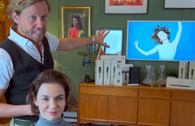 Siânad's WAVE tour de force!